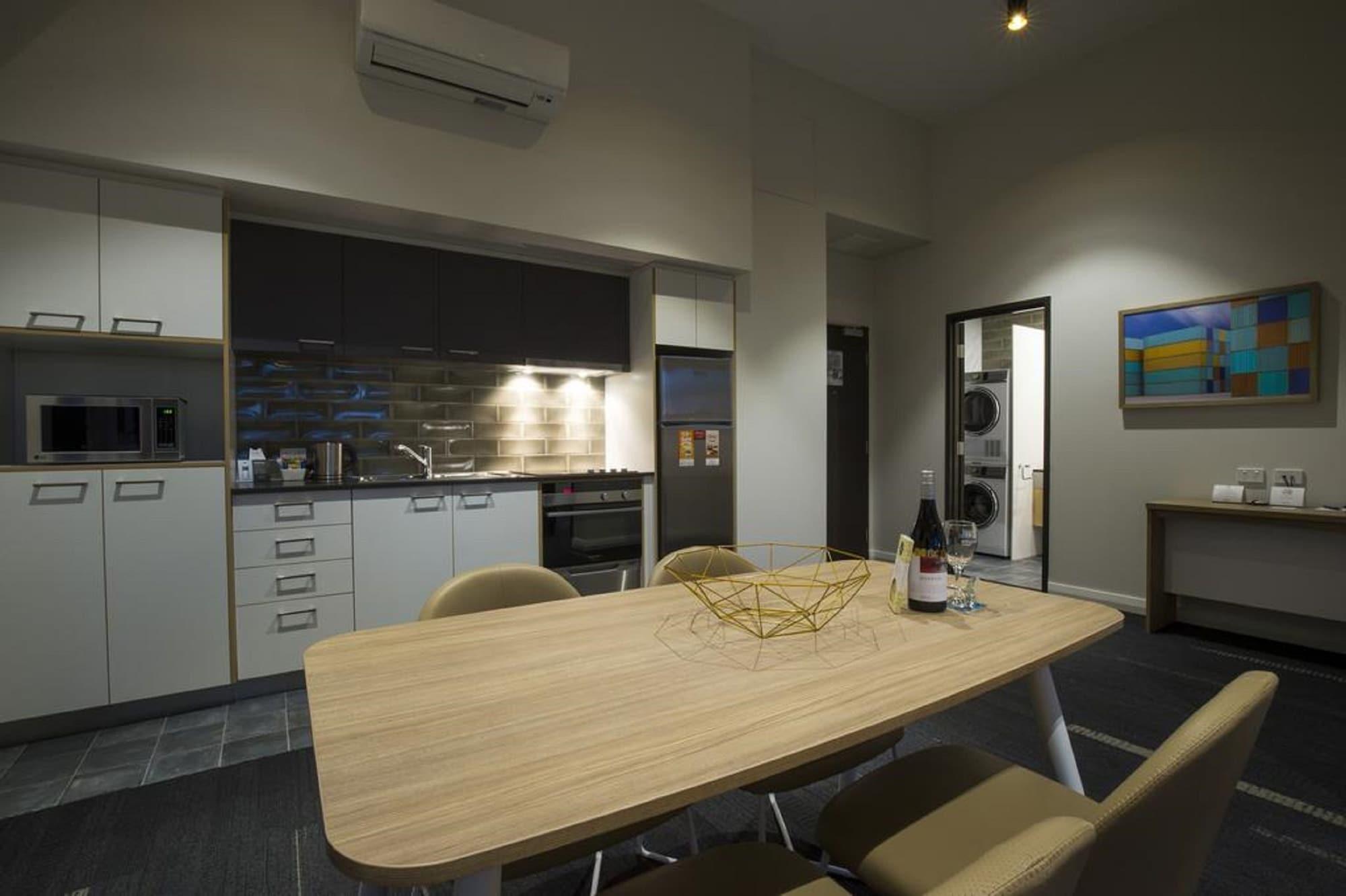 Quest Fremantle Aparthotel Exterior foto