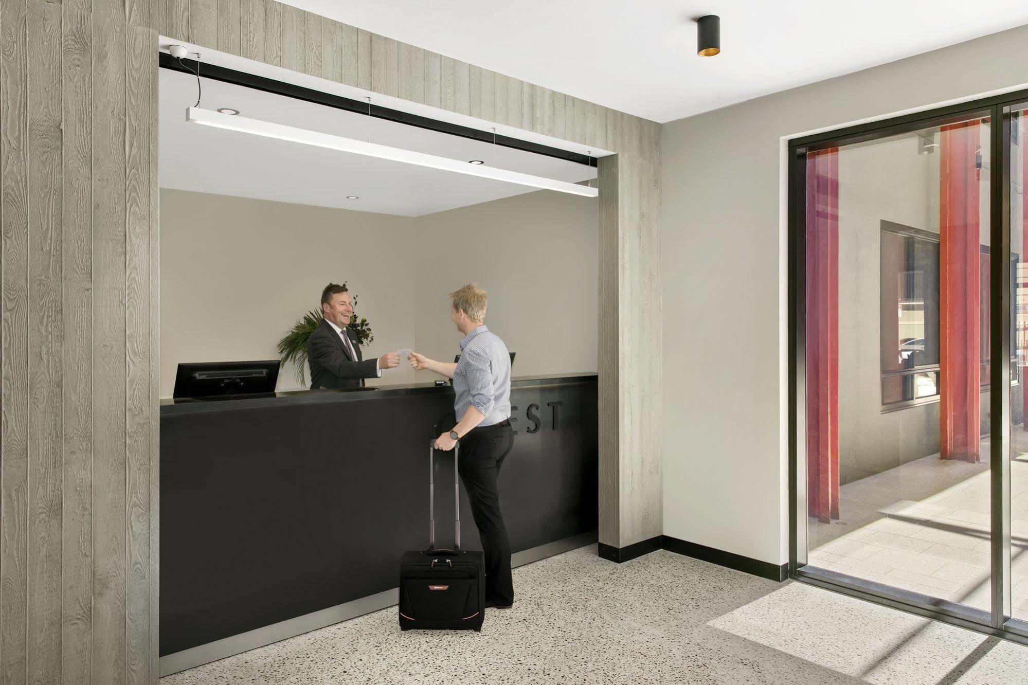 Quest Fremantle Aparthotel Exterior foto